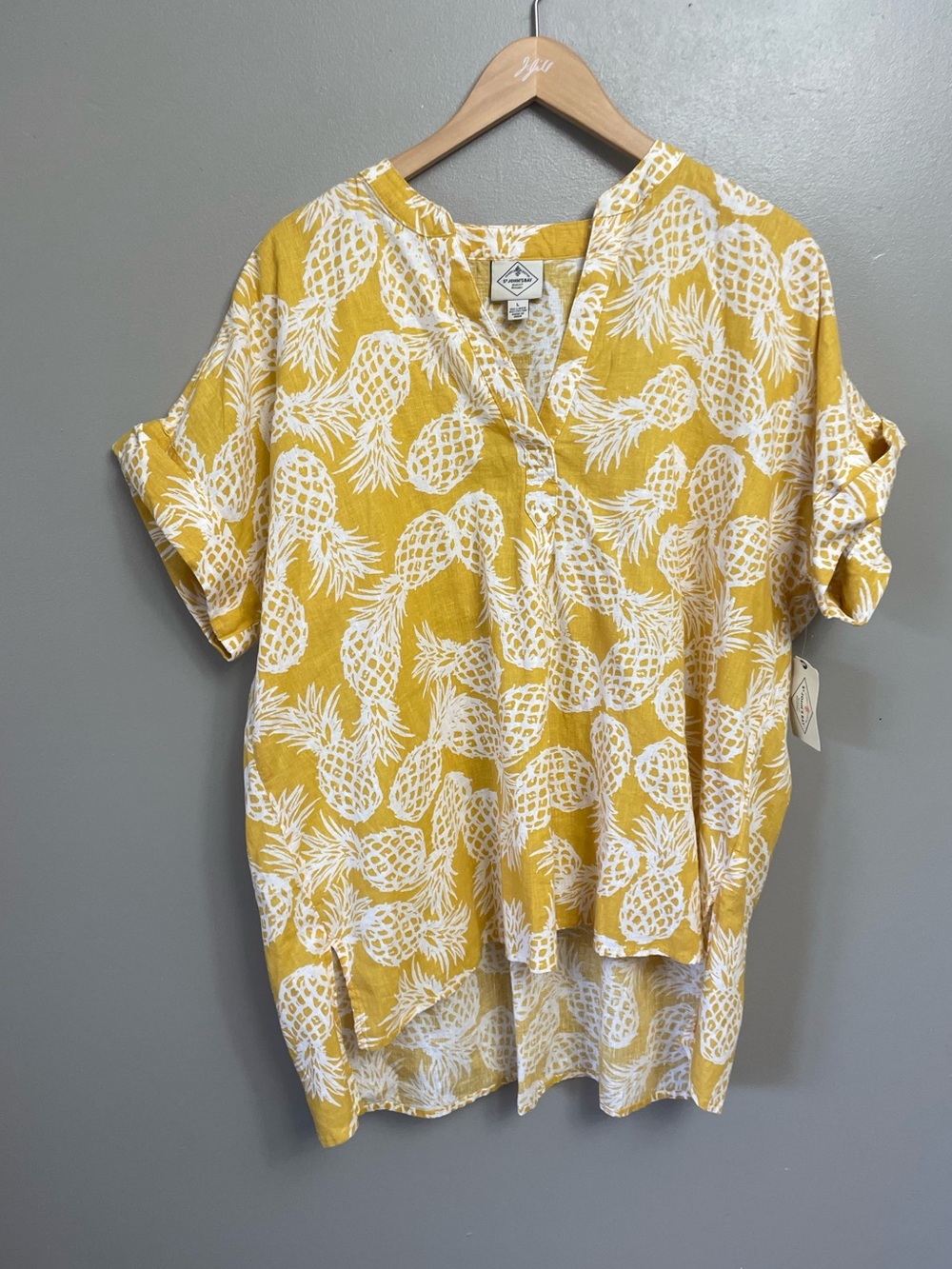 St. John's Bay Linen Cotton Blend Yellow White Pineapple Print Top Size Large